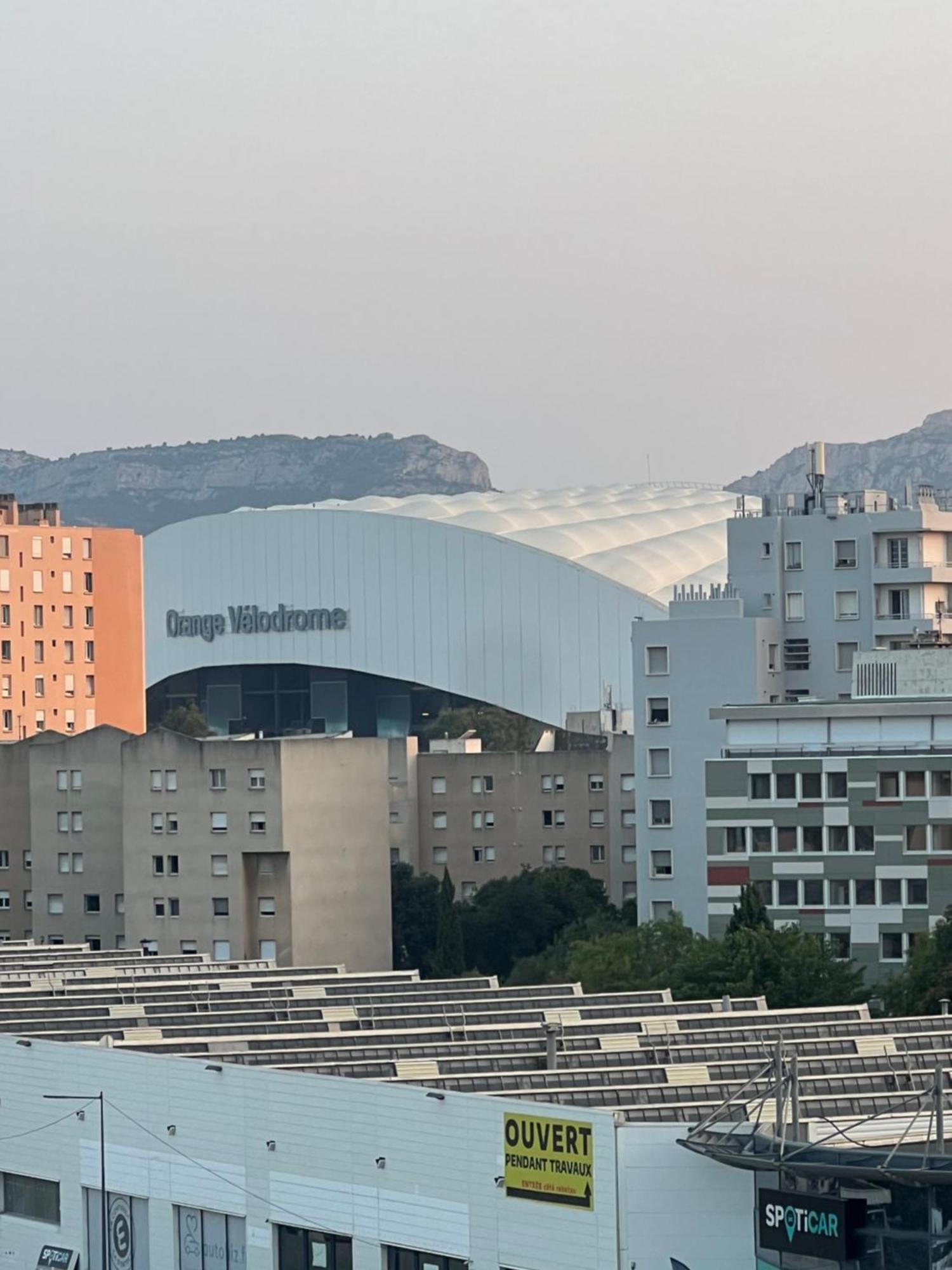 Appartement 2 Chambre Et Grand Sejour 100M2 A 5 Min Du Stade Velodrome Marseille Eksteriør bilde